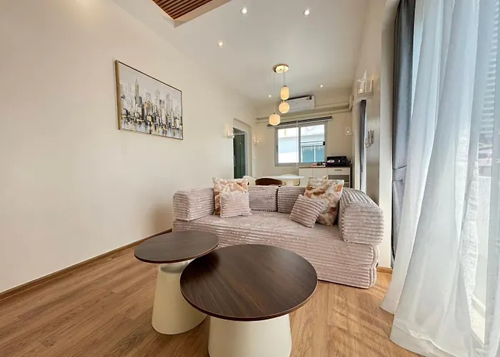 Silom Sky I Mahanakhon View For 2-6 Guests Near Bts Chong Nonsi 公寓 *
