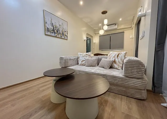 Silom Sky I Mahanakhon View For 2-6 Guests Near Bts Chong Nonsi 公寓 *