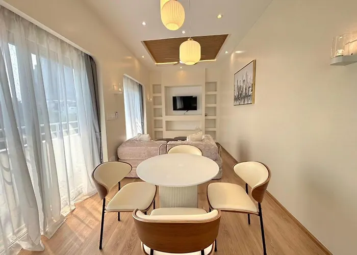 Silom Sky I Mahanakhon View For 2-6 Guests Near Bts Chong Nonsi 公寓 *