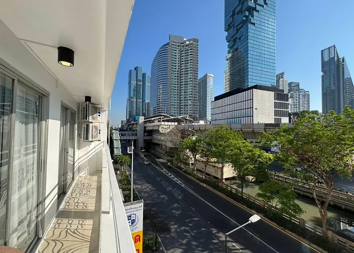 Silom Sky I Mahanakhon View For 2-6 Guests Near Bts Chong Nonsi * 曼谷