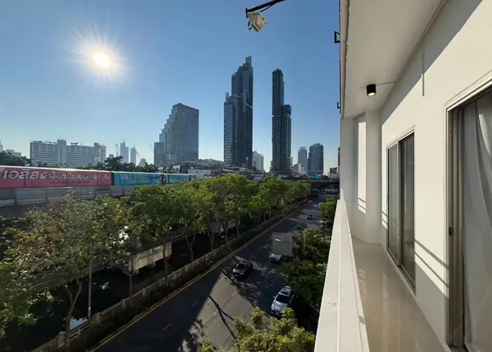 公寓 Silom Sky I Mahanakhon View For 2-6 Guests Near Bts Chong Nonsi 曼谷