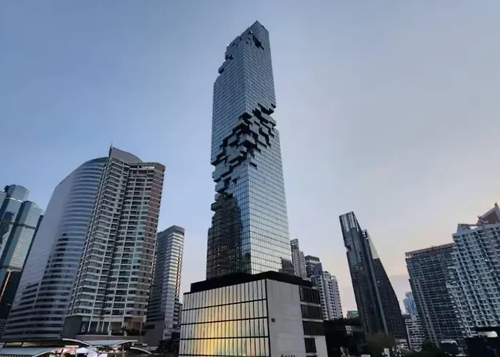 Silom Sky I Mahanakhon View For 2-6 Guests Near Bts Chong Nonsi *
